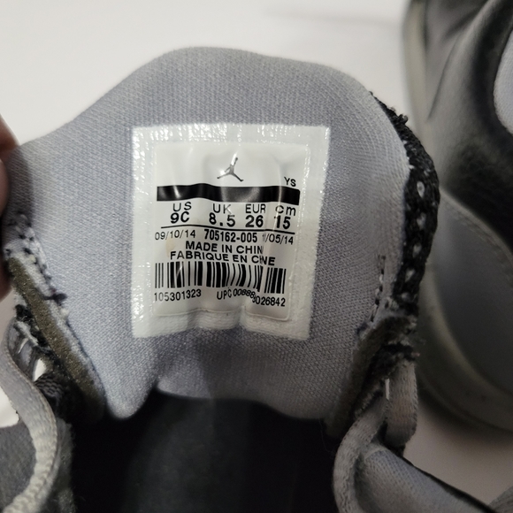 Nike Air Jordan Flight Origin 2 Toddler Size 9C Black, White, and Wolf Grey - Picture 10 of 10